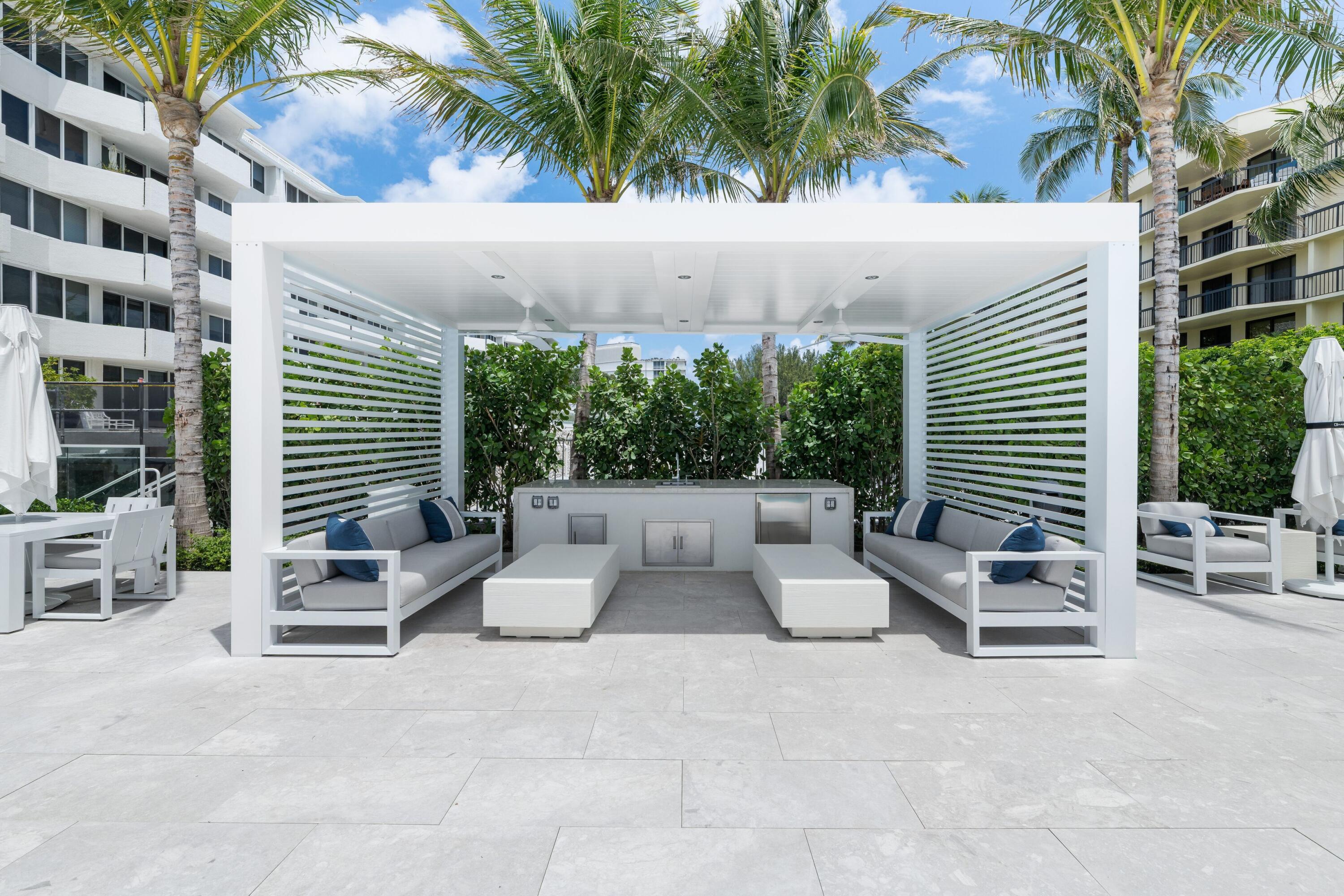 2773 South Ocean Boulevard, Unit 209 Palm Beach, FL 33480 - Photo 4 of 30 a view of outdoor space yard and patio