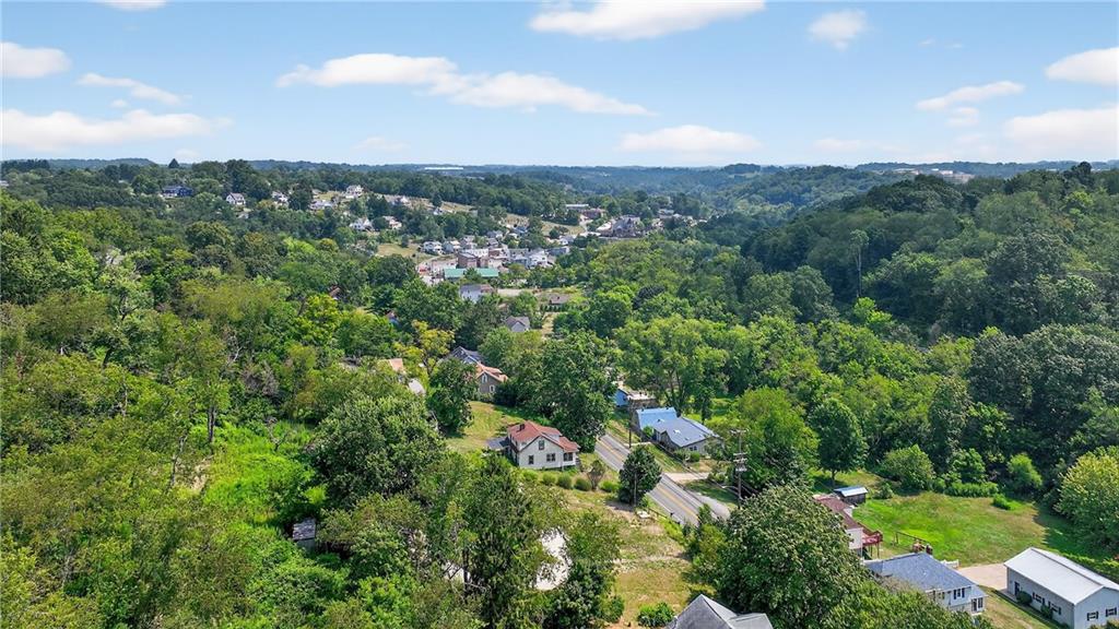 3143 Santiago Road Imperial, PA 15126 - Photo 21 of 24 a view of a city