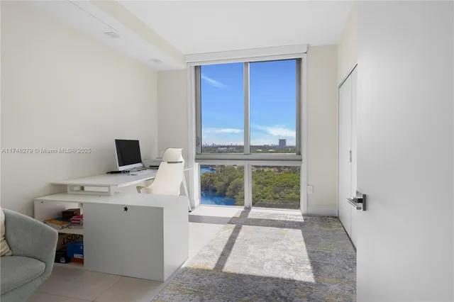 $999,999 | 16385 Biscayne Boulevard, Unit 1221, North Miami Beach, FL 33160