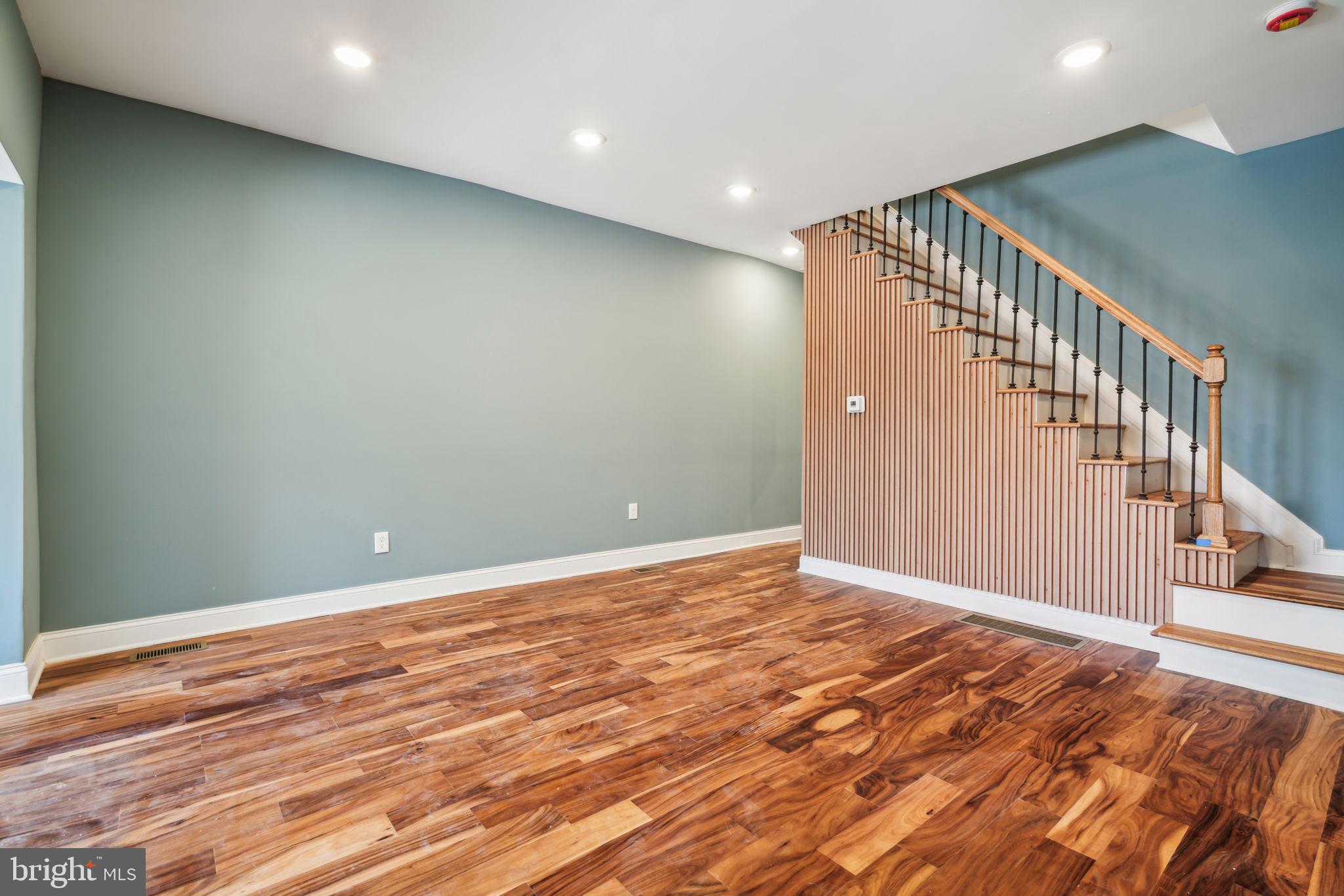1125 South 55th Street Philadelphia, PA 19143 - Photo 17 of 38