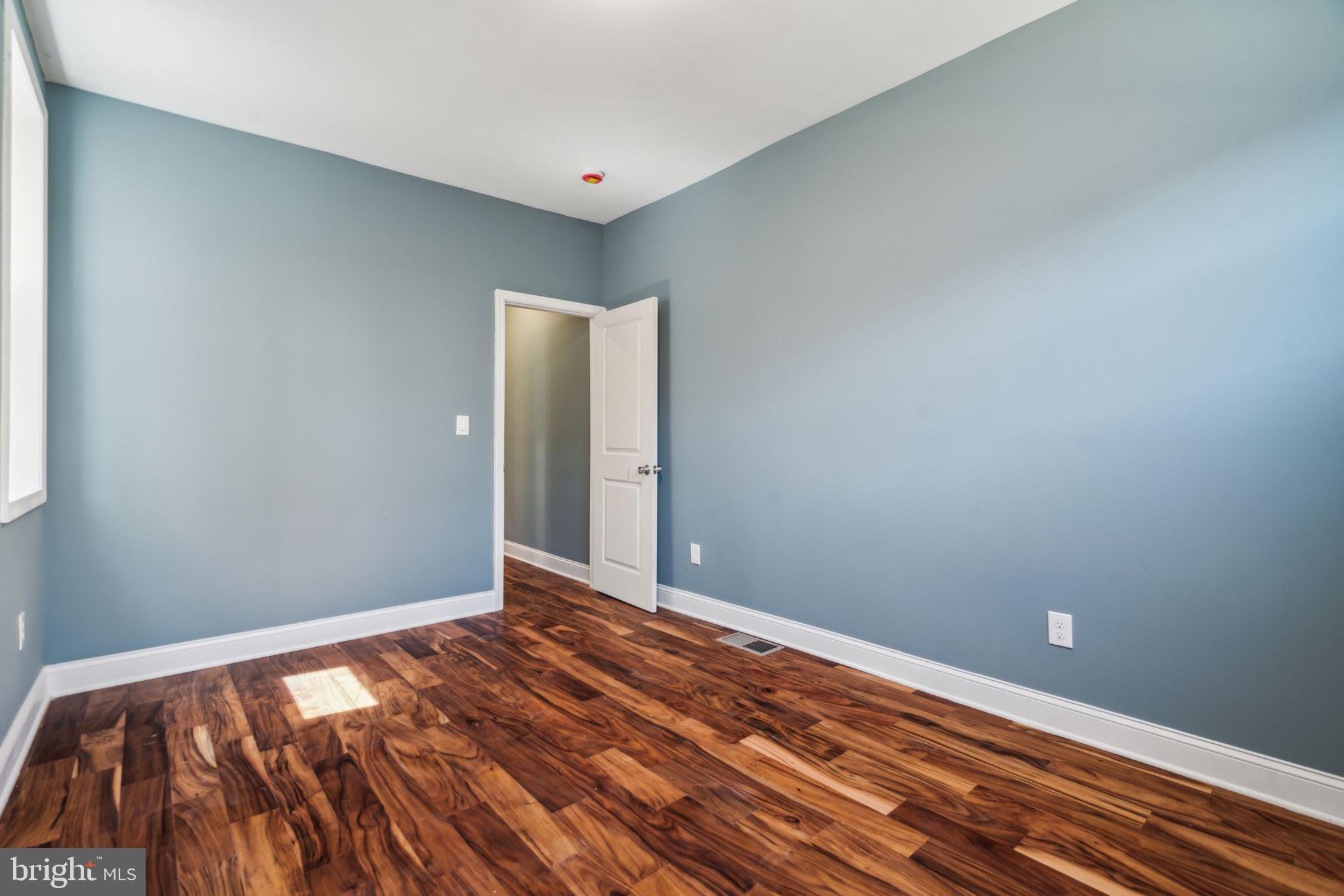 1125 South 55th Street Philadelphia, PA 19143 - Photo 8 of 38