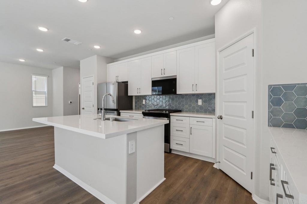 28424 Campos De Flores Temecula, CA 92591 - Photo 11 of 36