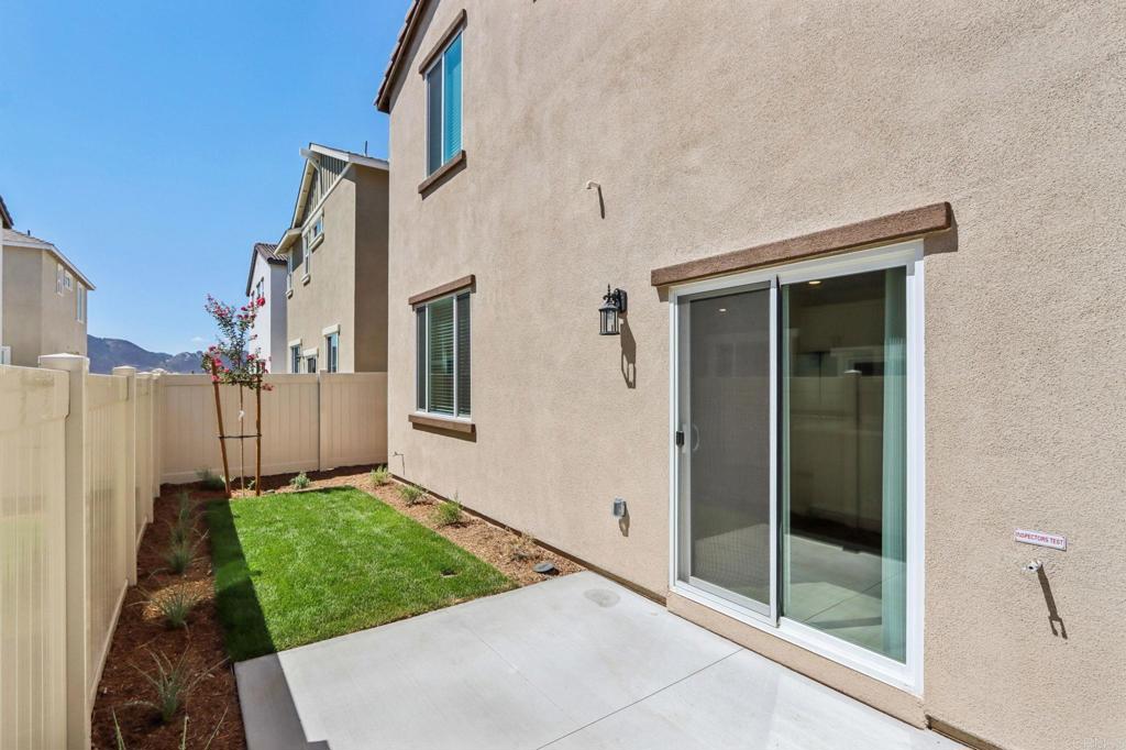 28424 Campos De Flores Temecula, CA 92591 - Photo 34 of 36 a view of a back yard of a house