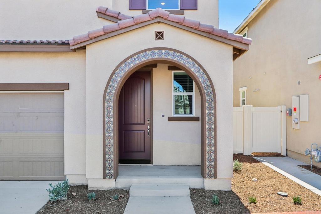 28424 Campos De Flores Temecula, CA 92591 - Photo 4 of 36 a view of entryway with chandelier