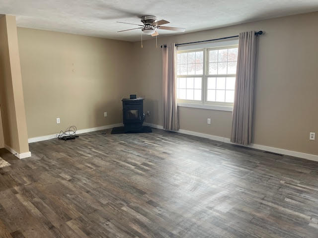 14855 17 Mile Road Rodney, MI 49342 - Photo 7 of 34 LivingRoom