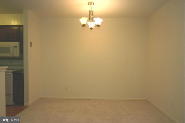 8110 Colony Point Road, Unit L Springfield, VA 22152 - Photo 22 of 24 Dining Room