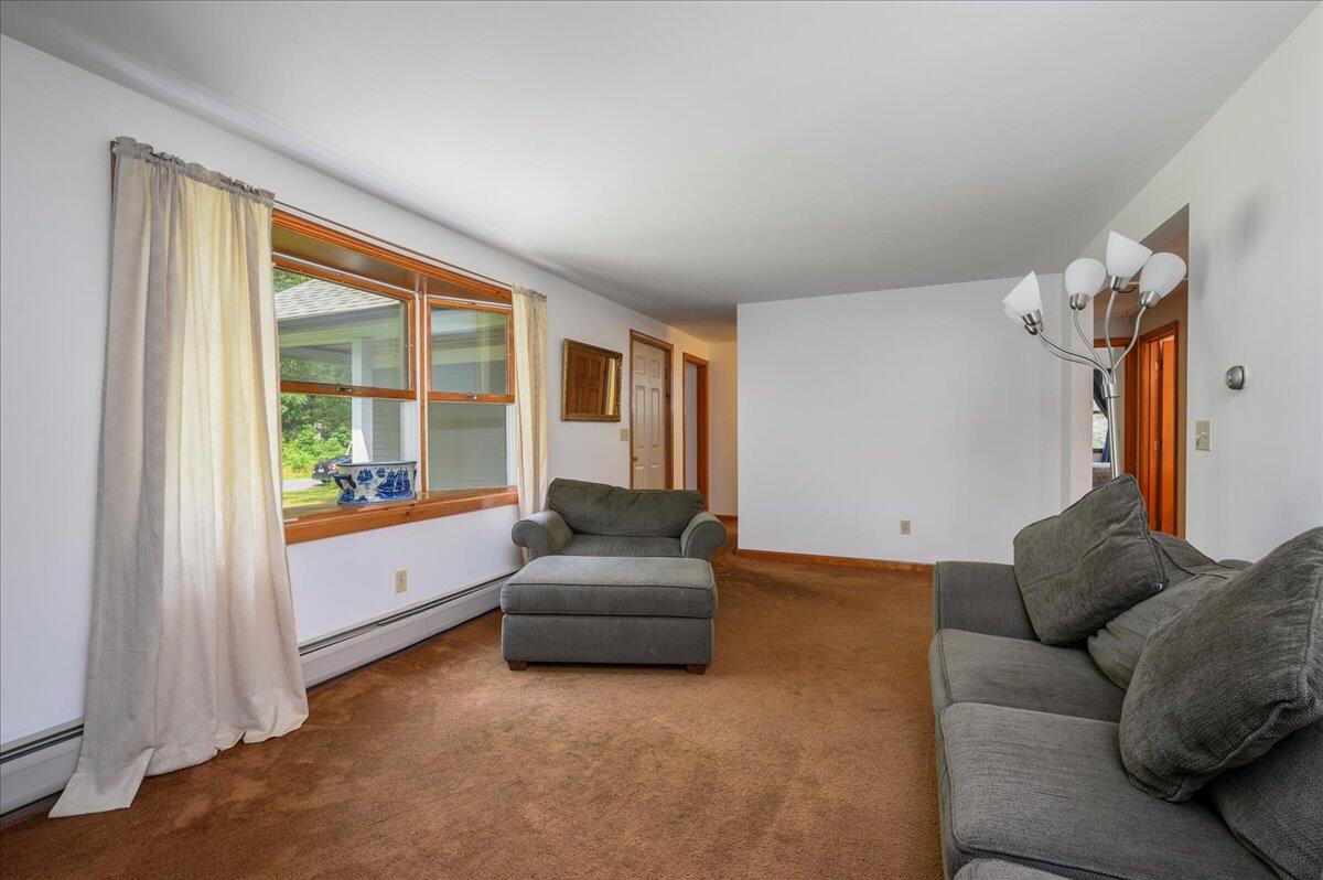 283 Meiggs Backus Road Sandwich, MA 02563 - Photo 7 of 20 283 Meiggs Backus - Living Room