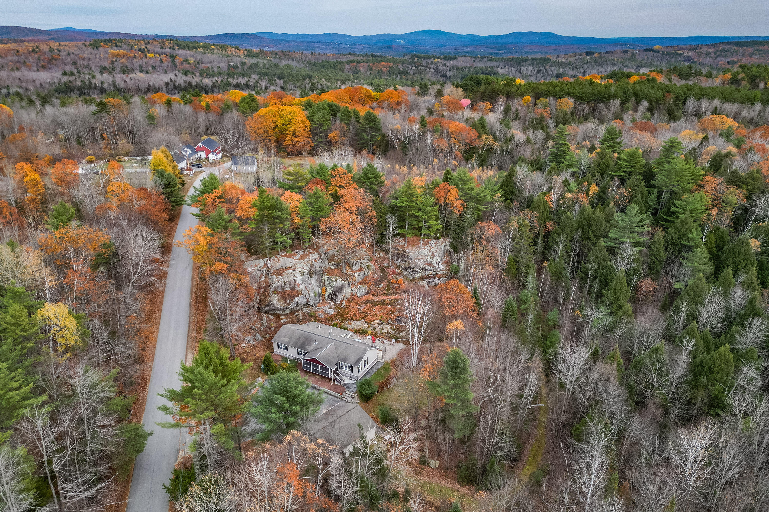 304 Dunn Road Norway, ME 04268 - Photo 5 of 121 20251103gp-61004