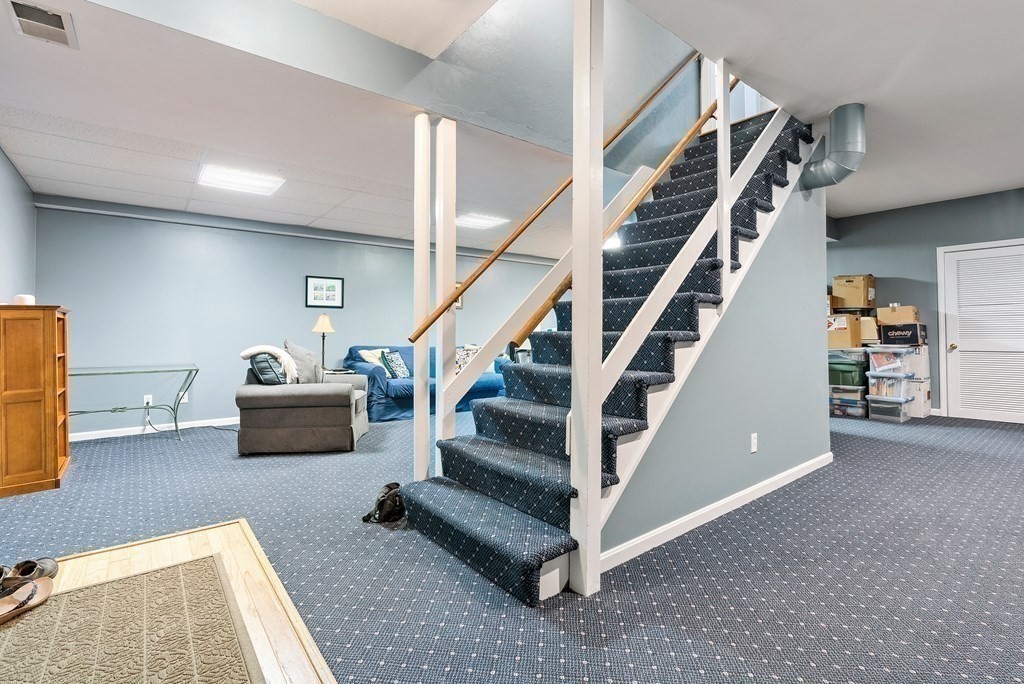 22 Kimball Road Hopkinton, MA 01748 - Photo 36 of 41 Gallery Image 36