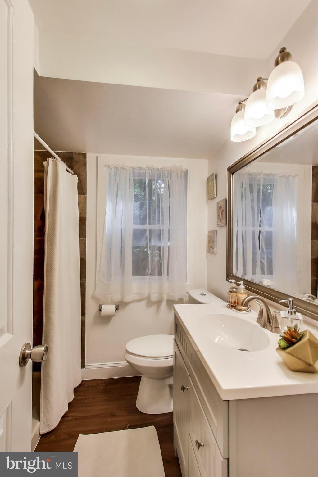 116 Northway Road Greenbelt, MD 20770 - Photo 33 of 46 Entrance to Bathroom #2