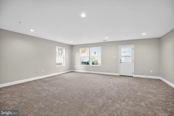 $3,300 | 11387 Tolkien Avenue, White Plains, MD 20695