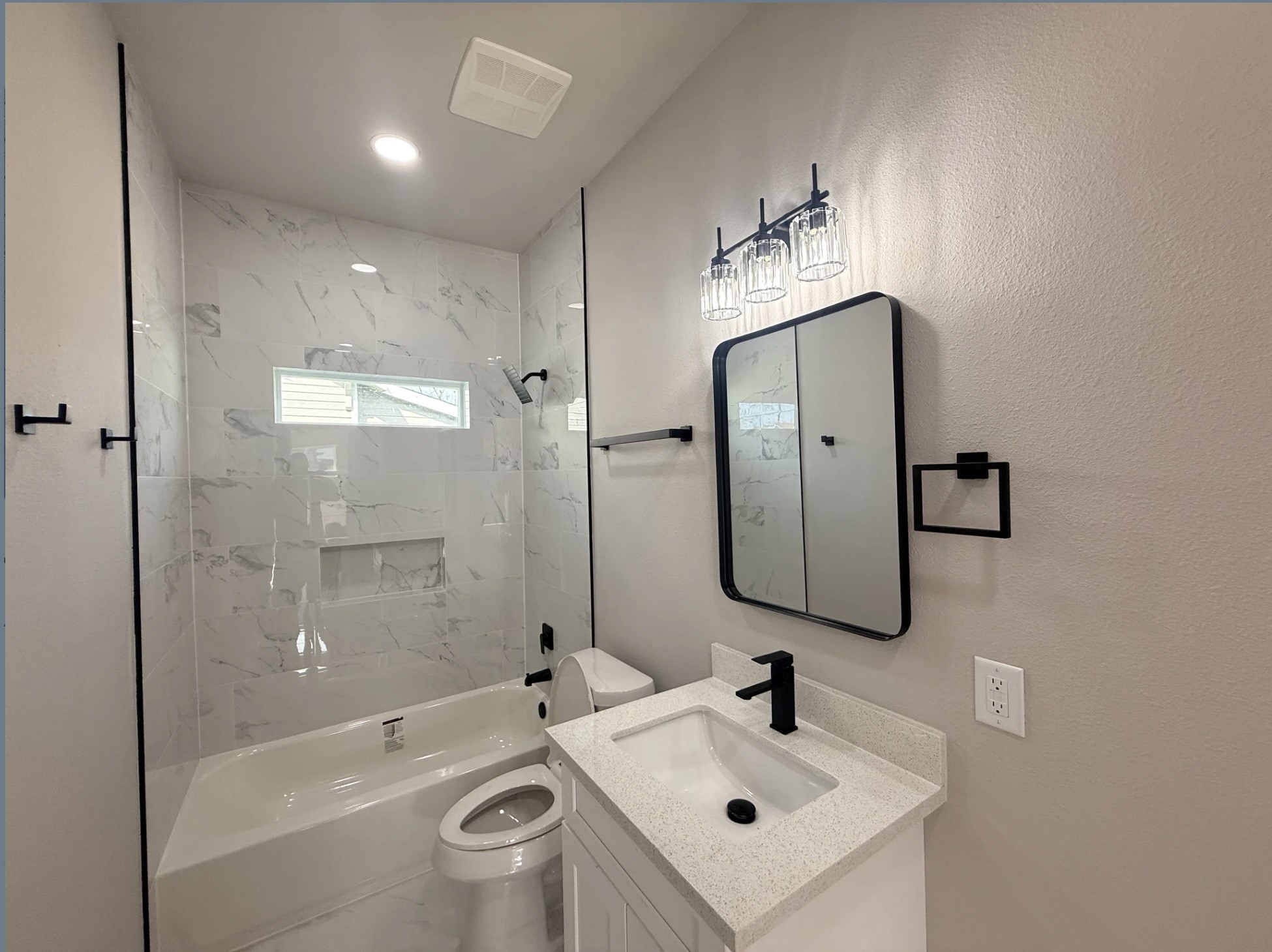 7909 Ford Street, Unit 2 Houston, TX 77012 - Photo 3 of 3