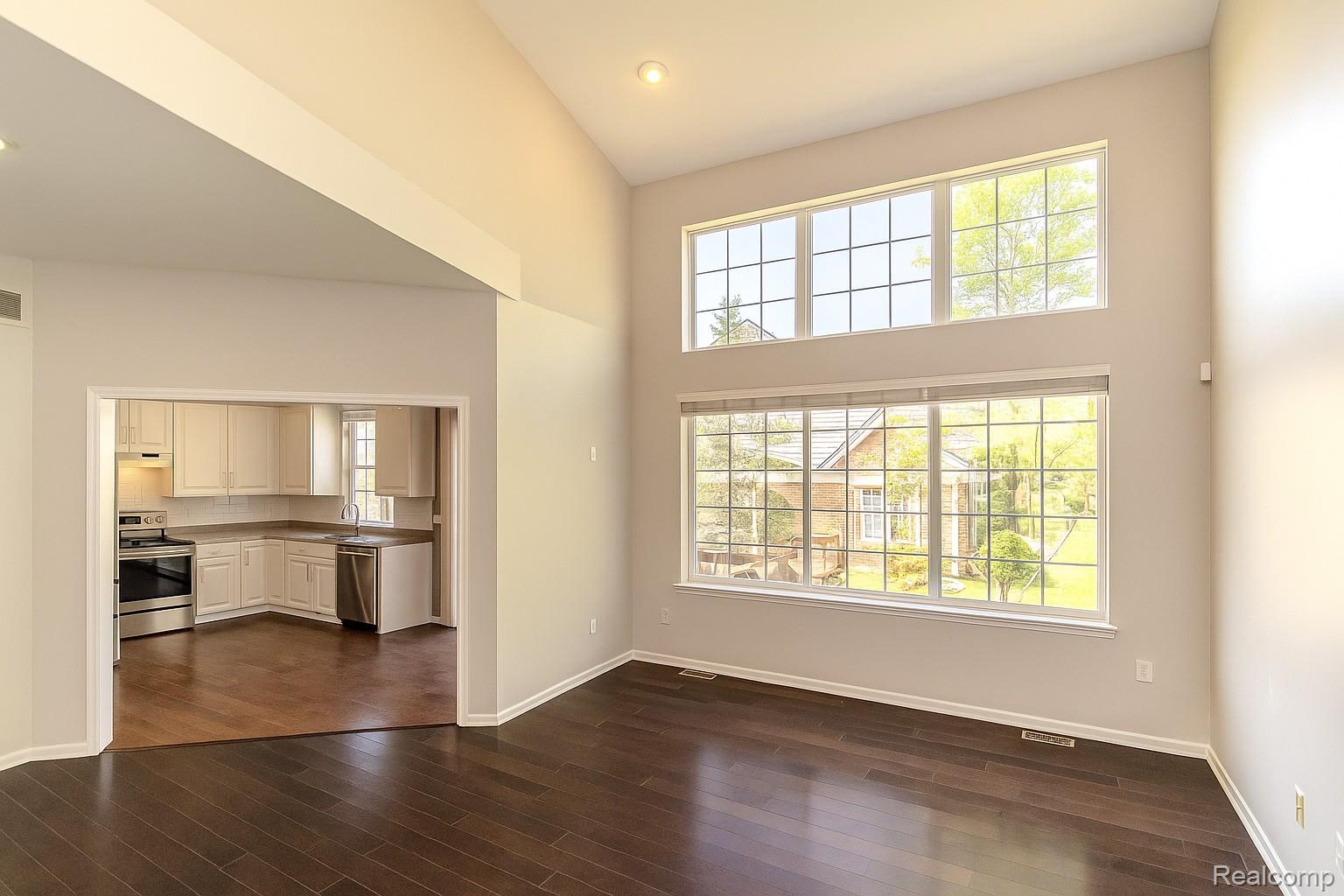 41859 Mitchell Road Novi, MI 48377 - Photo 2 of 20