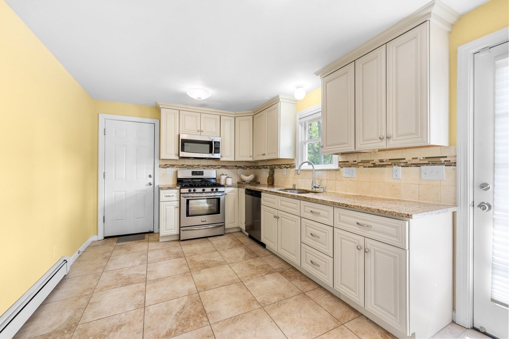 120 Wilmington Road Burlington, MA 01803 - Photo 12 of 42 Gallery Image 12