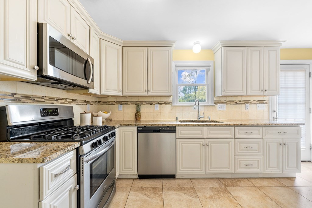 120 Wilmington Road Burlington, MA 01803 - Photo 13 of 42 Gallery Image 13