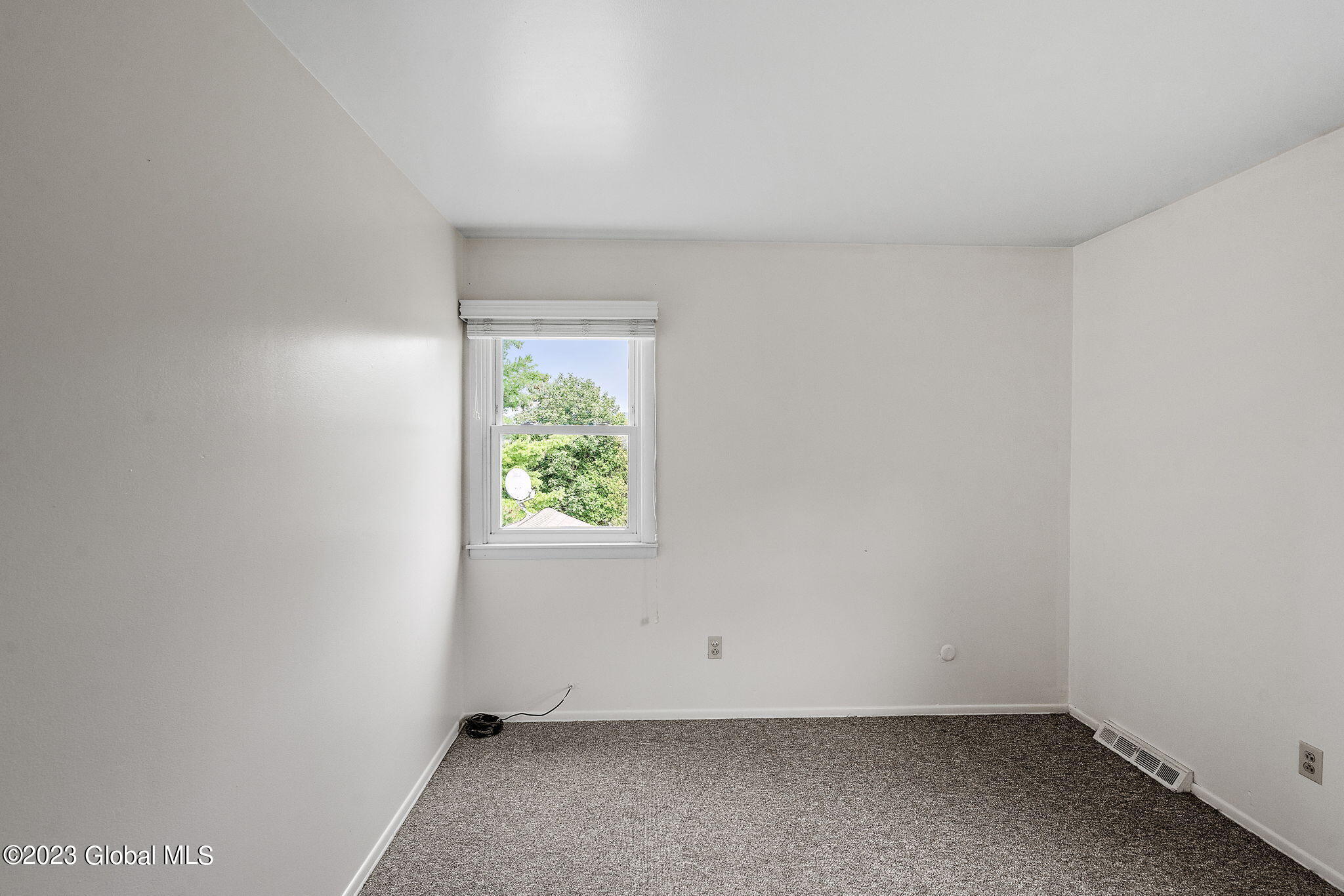 217 River Road Bethlehem, NY 12077 - Photo 20 of 62 12-web-or-mls-217-river-rd