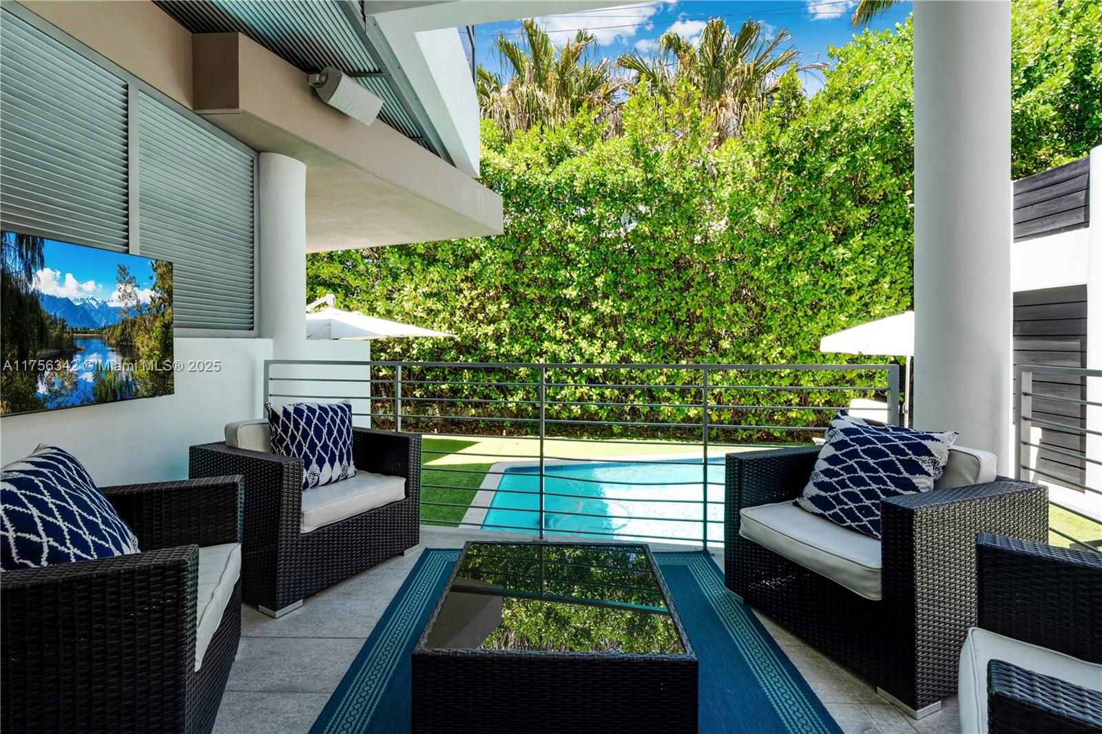 548 Fernwood Road, Unit 548 Key Biscayne, FL 33149 - Photo 38 of 48