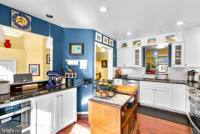 $575,000 | 2917 Clovercrest Way, Olney, MD 20832