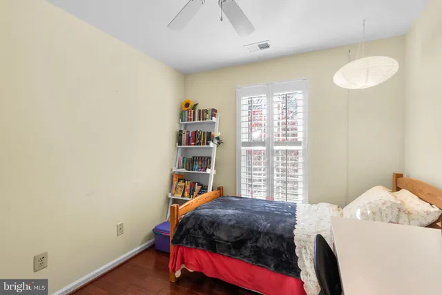 $575,000 | 2917 Clovercrest Way, Olney, MD 20832