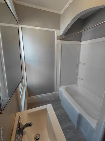 $1,800 | 67 Greenkill Avenue, Unit A2, Kingston, NY 12401