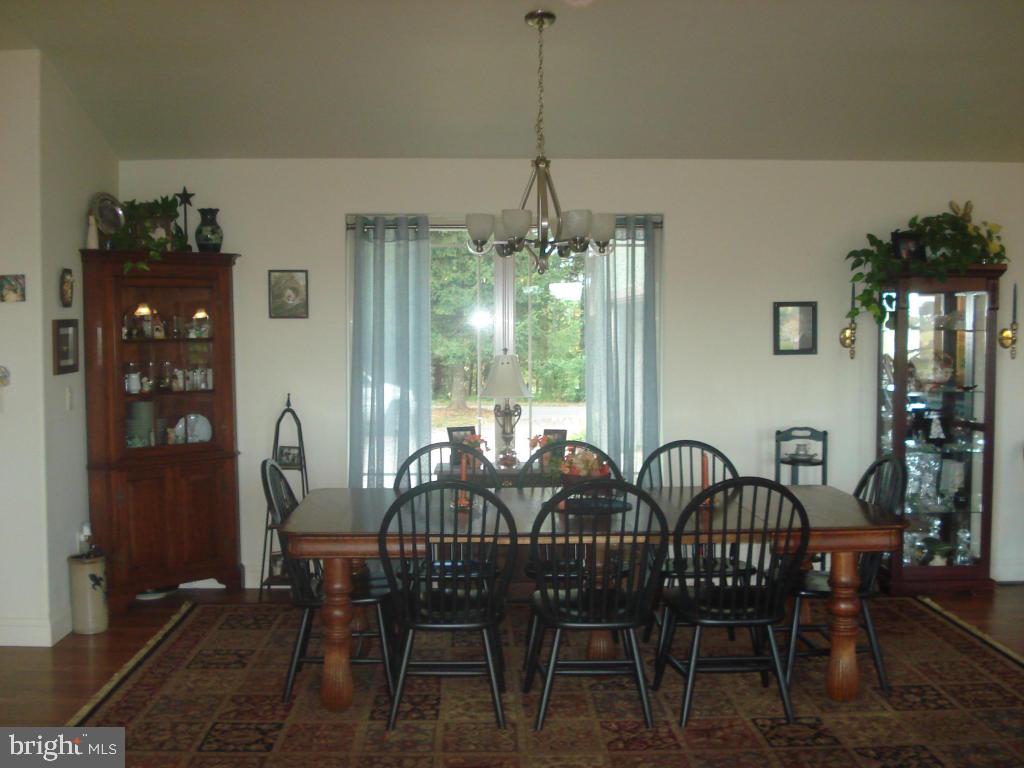 461 Pine Grove Road Nottingham, PA 19362 - Photo 3 of 15