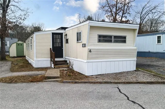 $99,900 | 4 Ln 3, Coventry, RI 02816