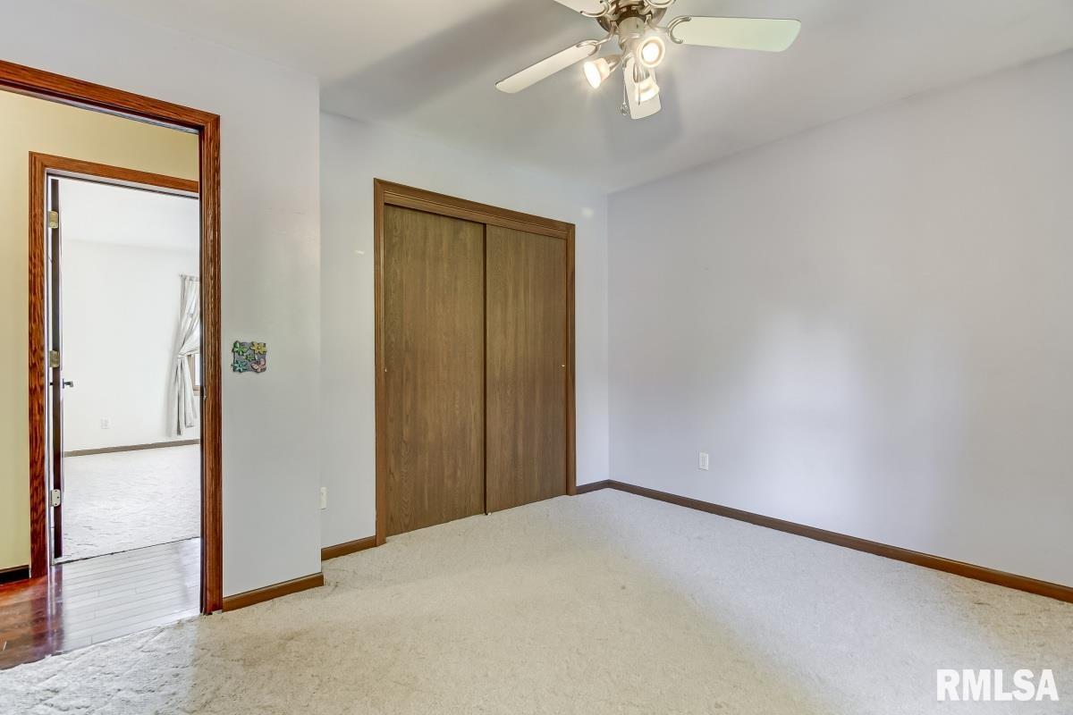 6365 Deer Run Road Rochester, IL 62563 - Photo 22 of 37