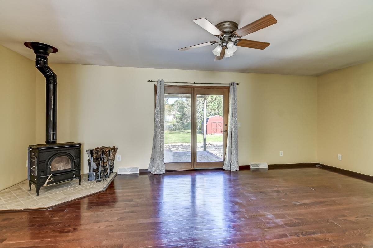 6365 Deer Run Road Rochester, IL 62563 - Photo 6 of 37