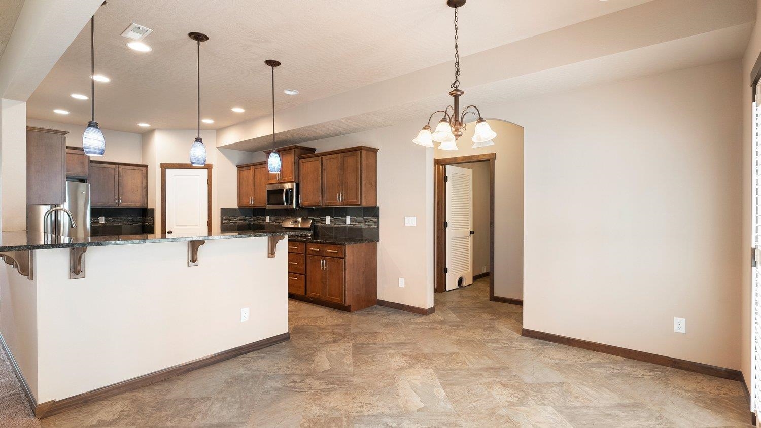 9415 West Ballesteros Court Cheney, WA 99004 - Photo 13 of 36