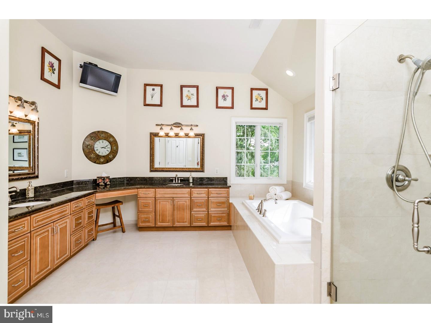 135 Penn Lyle Road Princeton Junction, NJ 08550 - Photo 21 of 25 Gallery Image 21