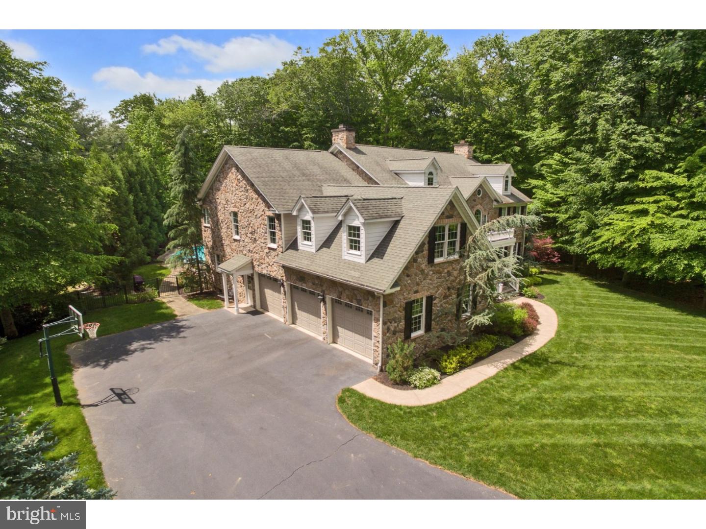 135 Penn Lyle Road Princeton Junction, NJ 08550 - Photo 24 of 25 Gallery Image 24