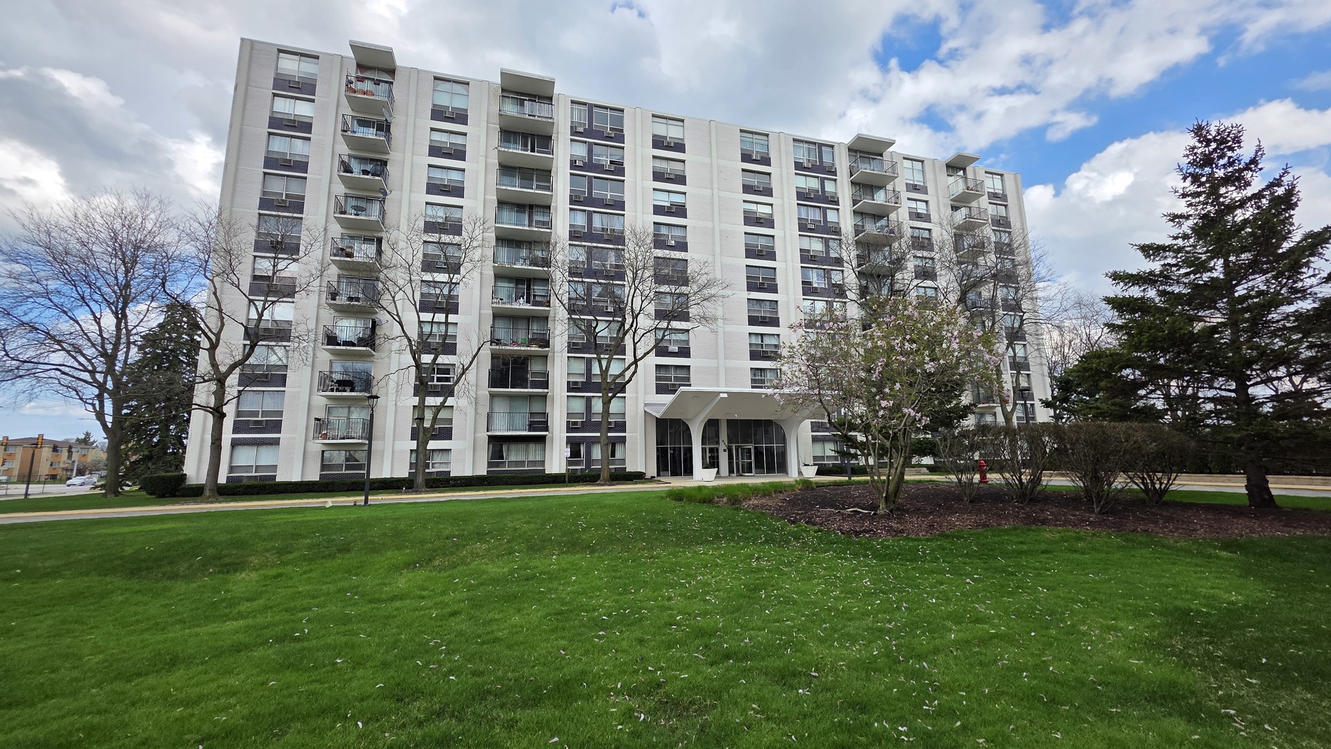 9001 Golf Road, Unit 1B Des Plaines, IL 60016 - Photo 23 of 23 Gallery Image 23