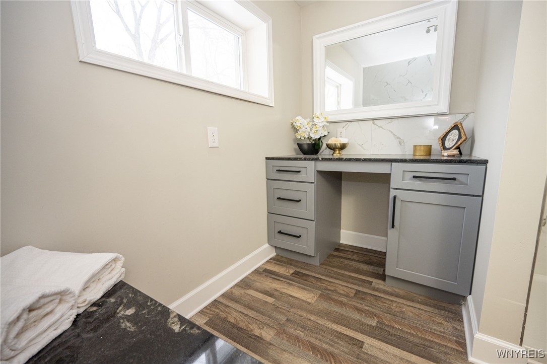 997 Ruie Road North Tonawanda, NY 14120 - Photo 12 of 28