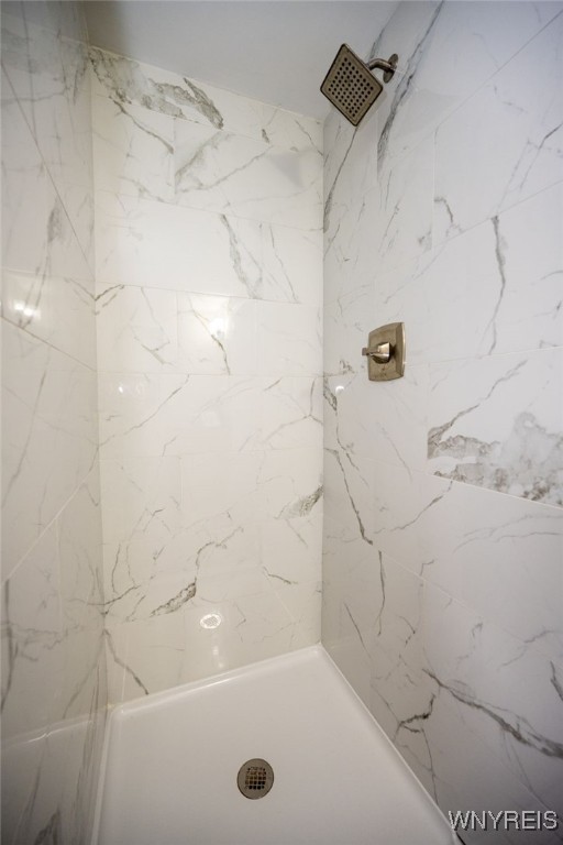 997 Ruie Road North Tonawanda, NY 14120 - Photo 13 of 28