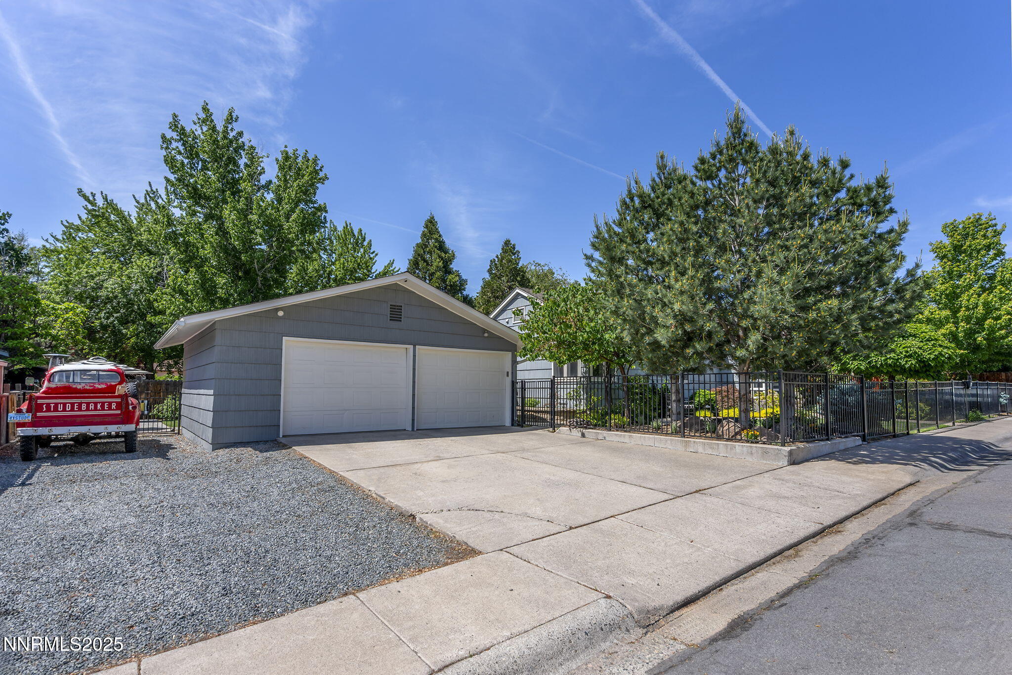 1180 Forson Drive Reno, NV 89509 - Photo 3 of 40 3-web-or-mls-_DSC0164
