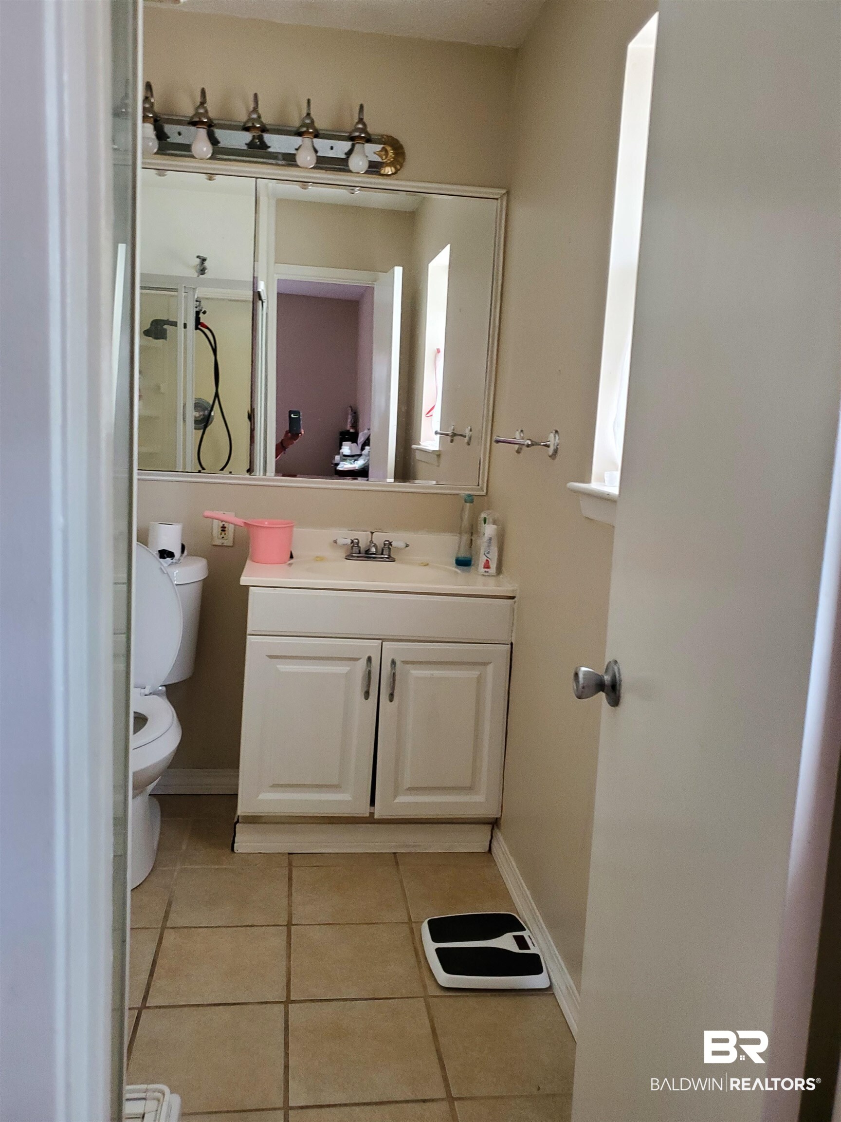 415 East Myrtle Avenue Foley, AL 36535 - Photo 18 of 26 ensuite shower to master