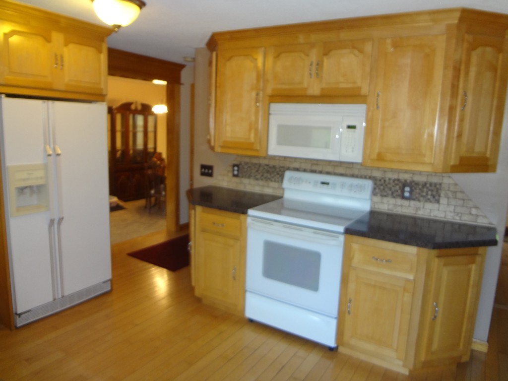 261 Wilbraham Road Hampden, MA 01036 - Photo 8 of 28 Gallery Image 8