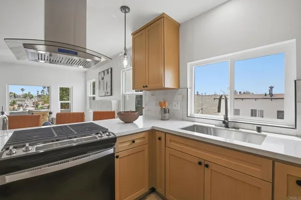 $749,000 | 346 Olivewood Terrace, San Diego, CA 92113