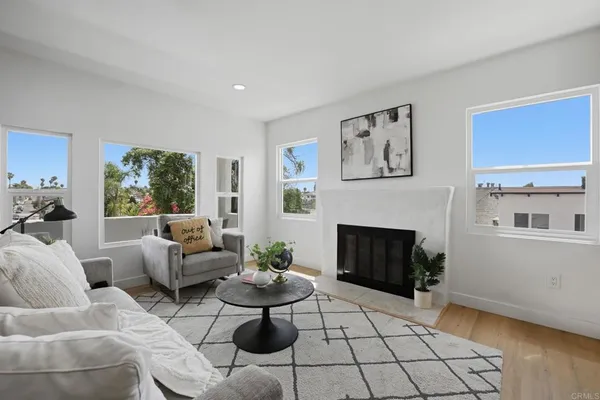 $749,000 | 346 Olivewood Terrace, San Diego, CA 92113