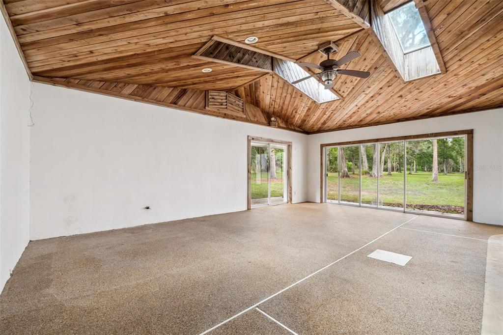 21033 Violet Road Brooksville, FL 34601 - Photo 39 of 68