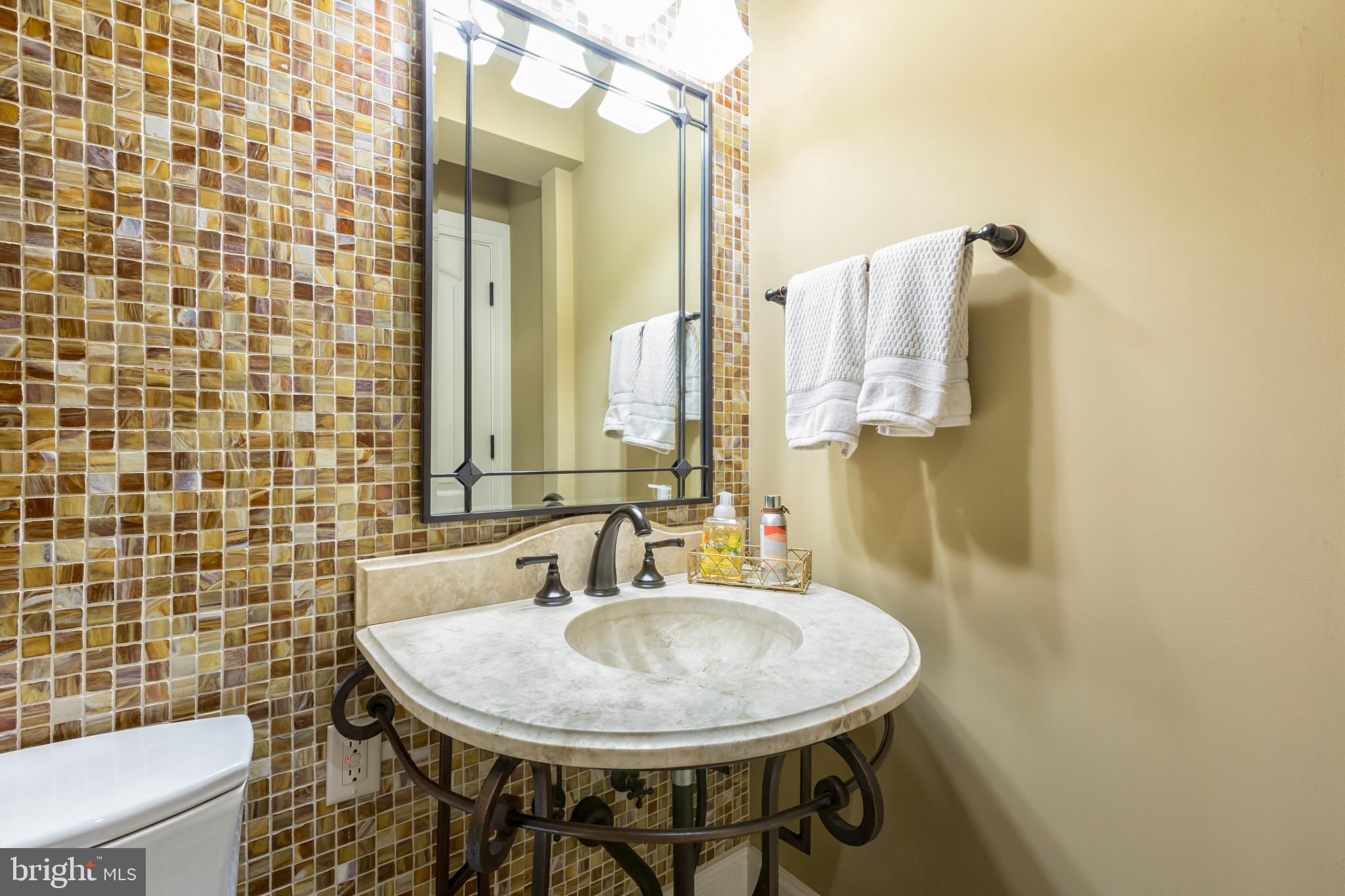 1820 Milvale Road Annapolis, MD 21409 - Photo 9 of 50 Powder room off kitchen