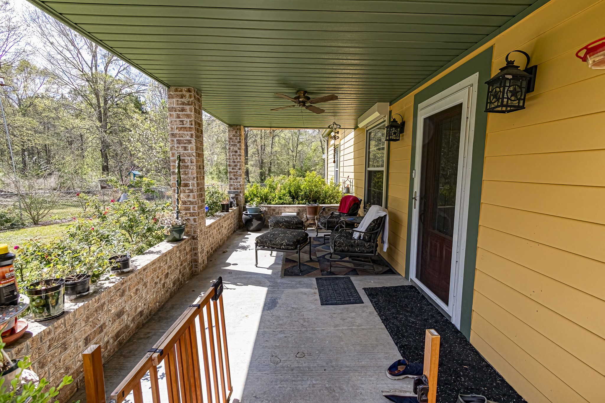 188 Pullin Road Corrigan, TX 75939 - Photo 3 of 50 Porch with pond views