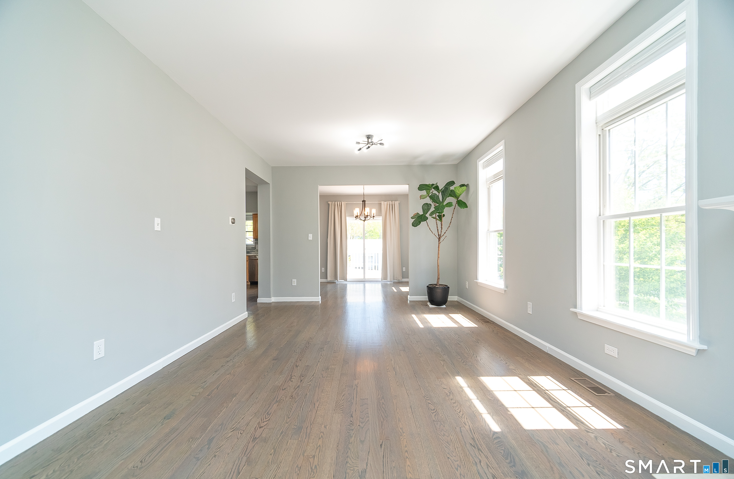 1780 Stratfield Road Fairfield, CT 06825 - Photo 16 of 40