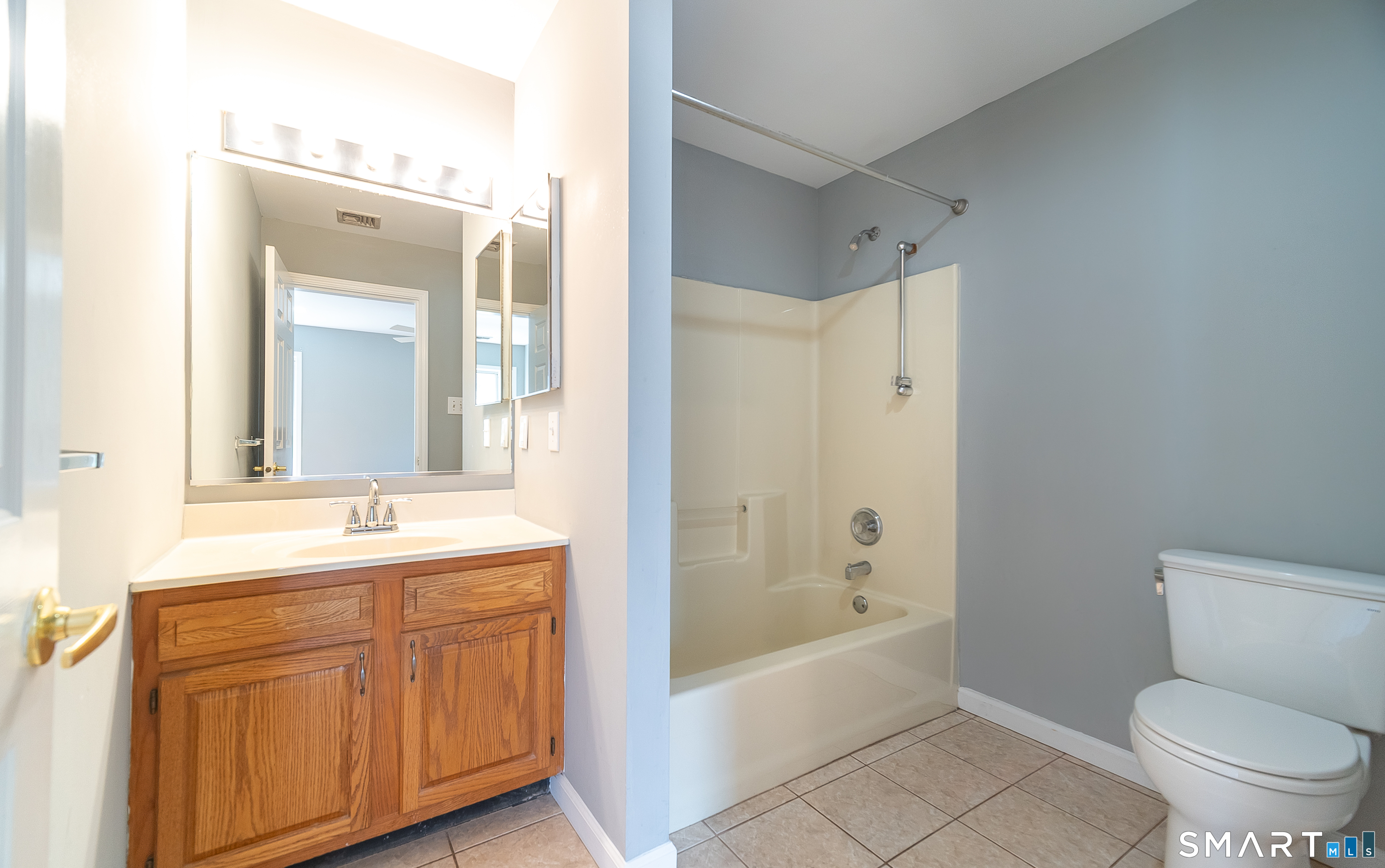 1780 Stratfield Road Fairfield, CT 06825 - Photo 21 of 40
