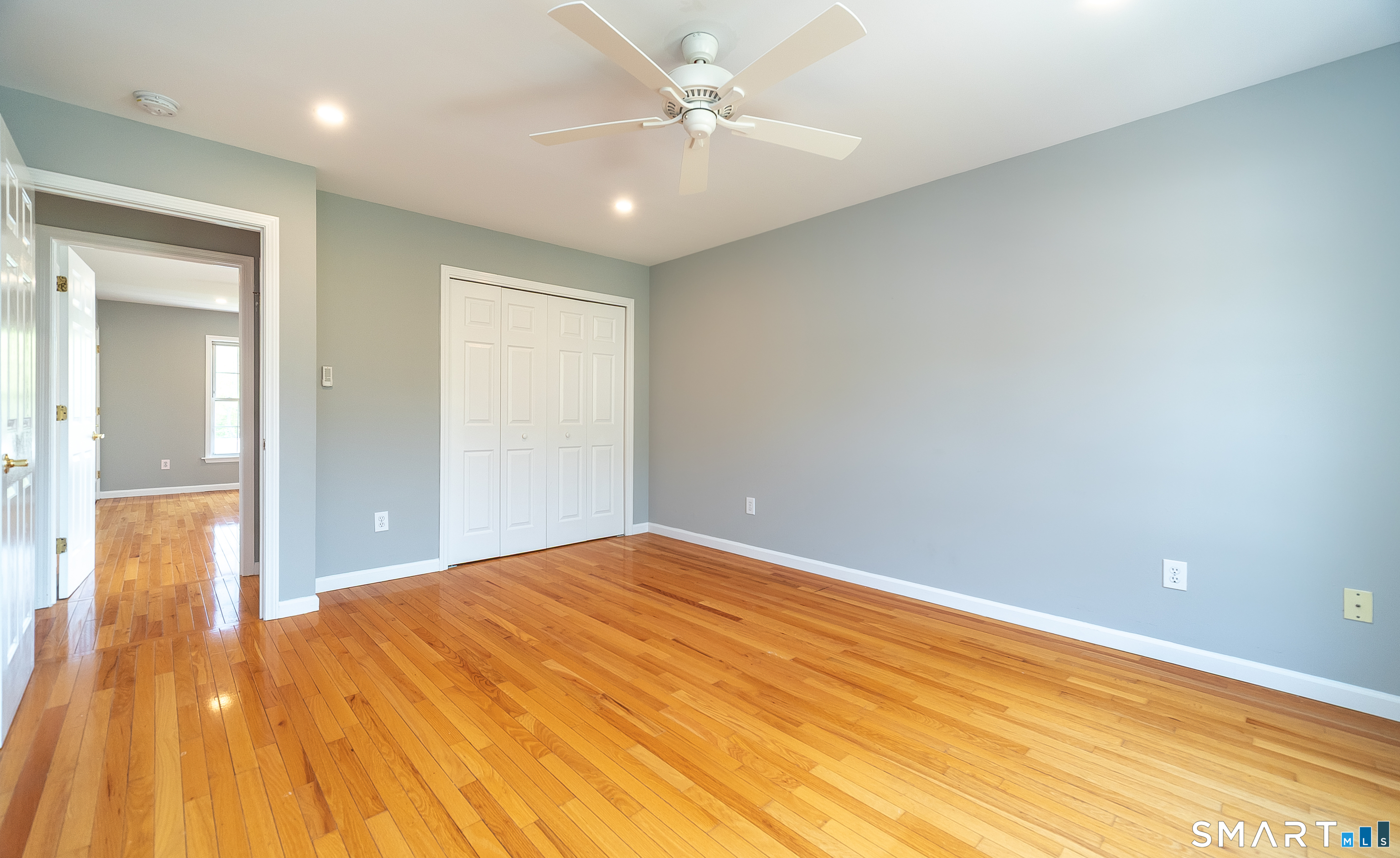 1780 Stratfield Road Fairfield, CT 06825 - Photo 22 of 40