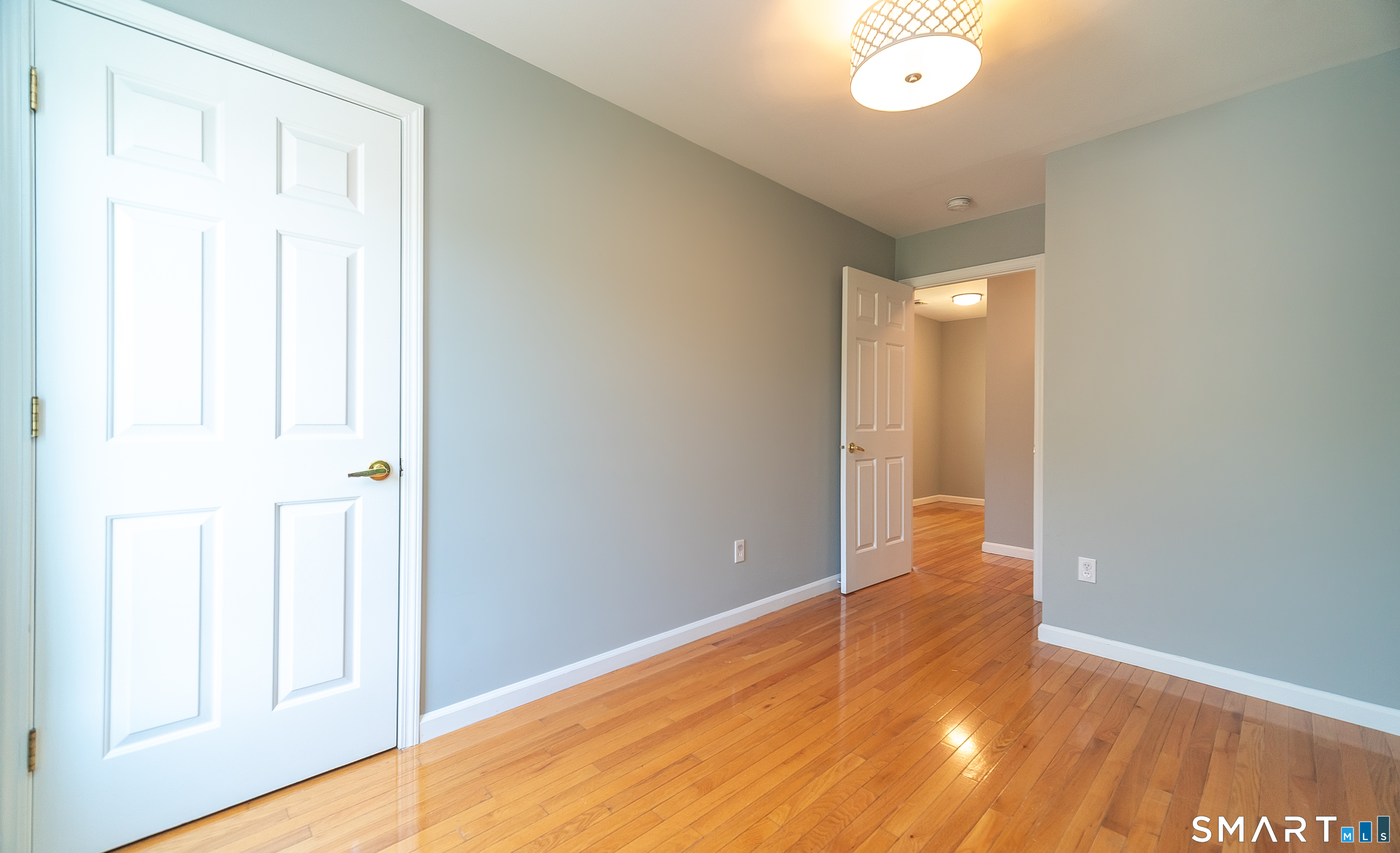 1780 Stratfield Road Fairfield, CT 06825 - Photo 25 of 40