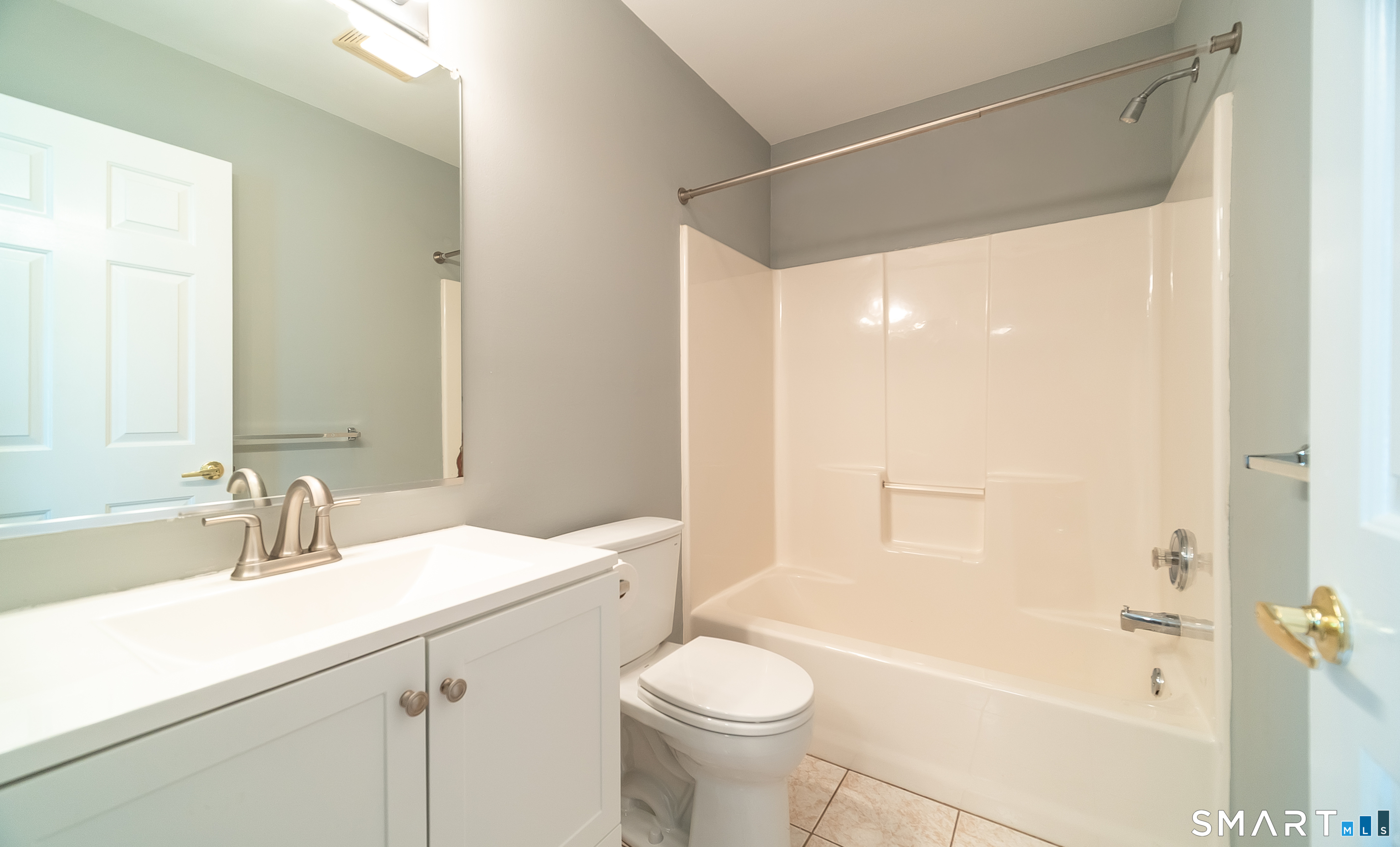 1780 Stratfield Road Fairfield, CT 06825 - Photo 26 of 40