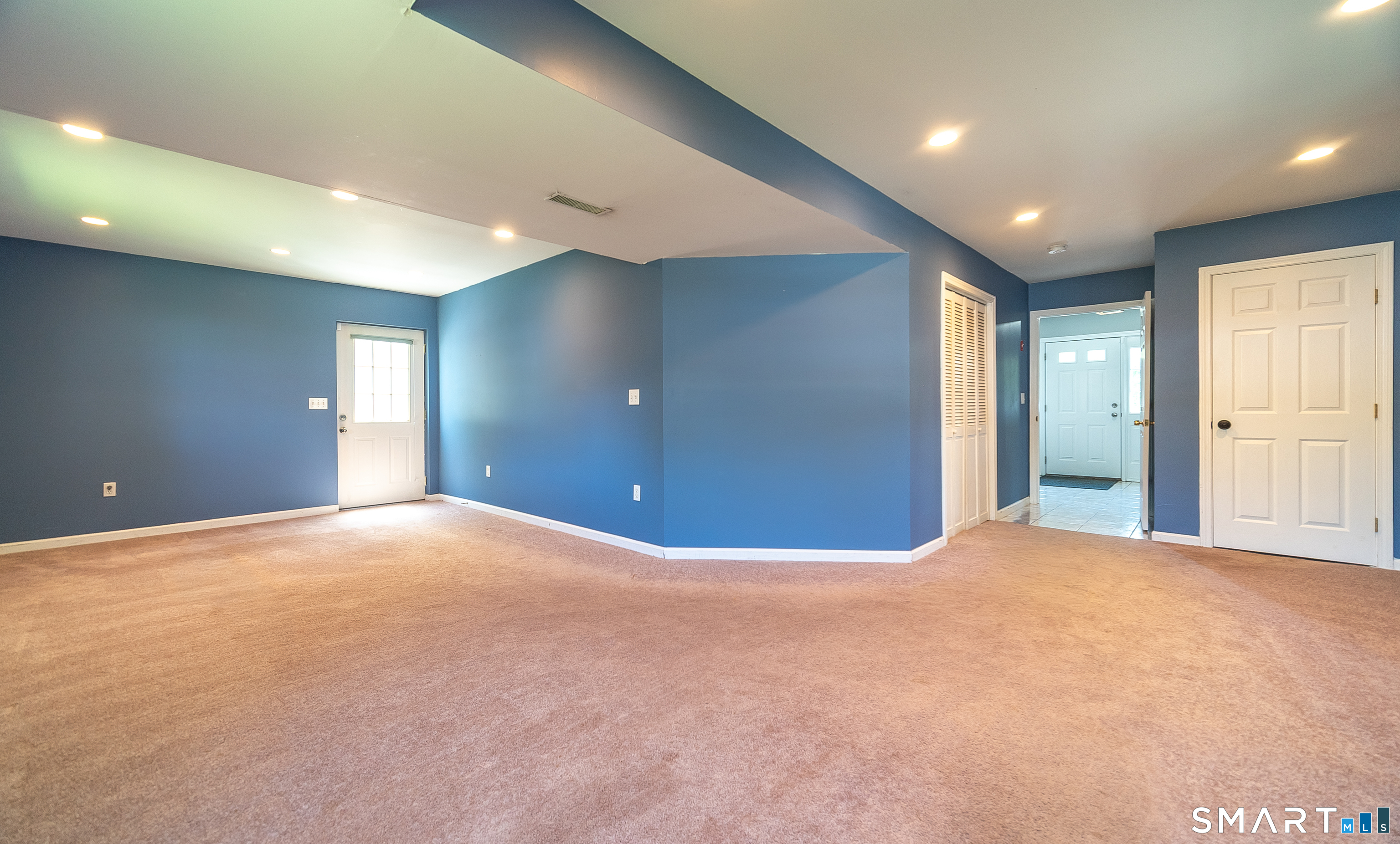 1780 Stratfield Road Fairfield, CT 06825 - Photo 30 of 40