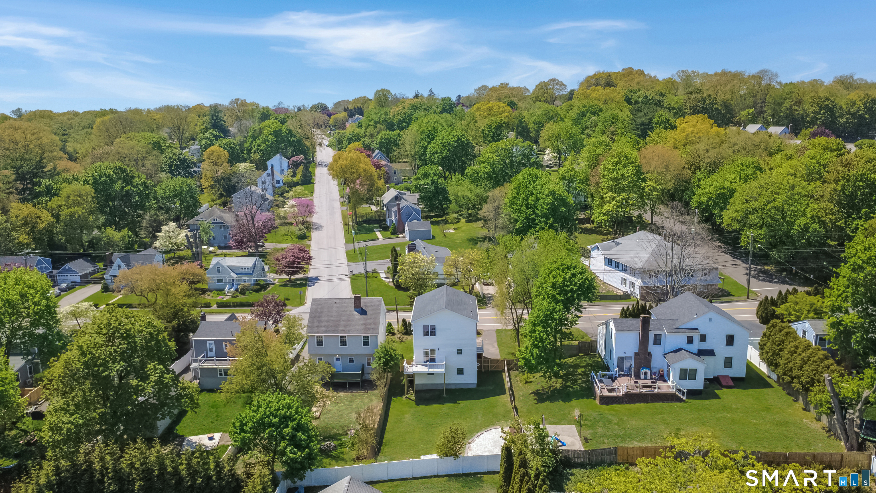 1780 Stratfield Road Fairfield, CT 06825 - Photo 36 of 40