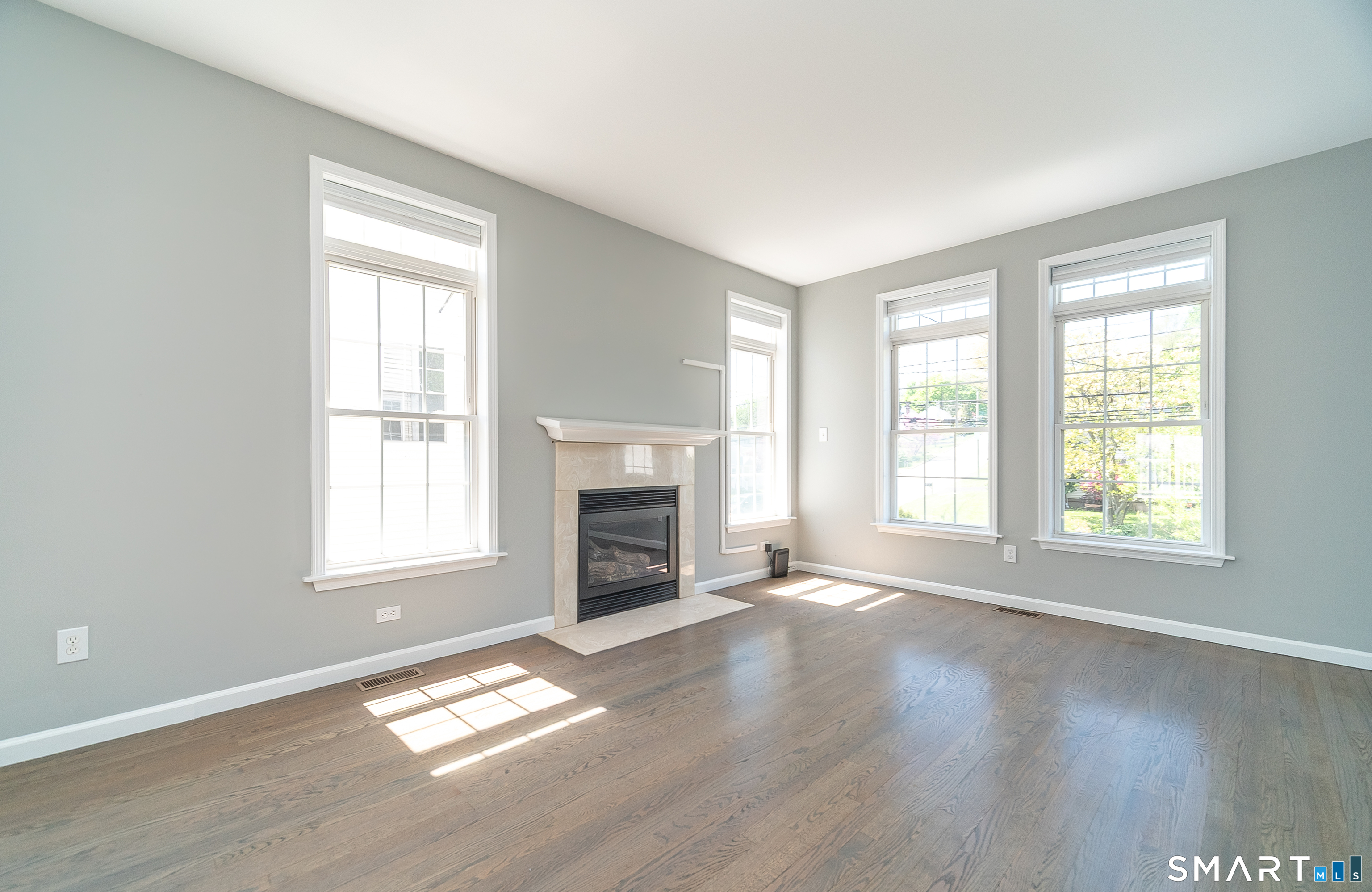 1780 Stratfield Road Fairfield, CT 06825 - Photo 4 of 40